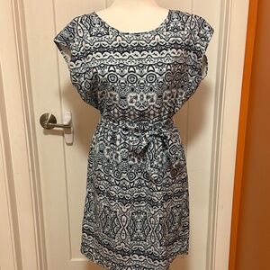 *GENTLY WORN* The Limited Size M Belted Sheath Dress with Cap Dolman Sleeves